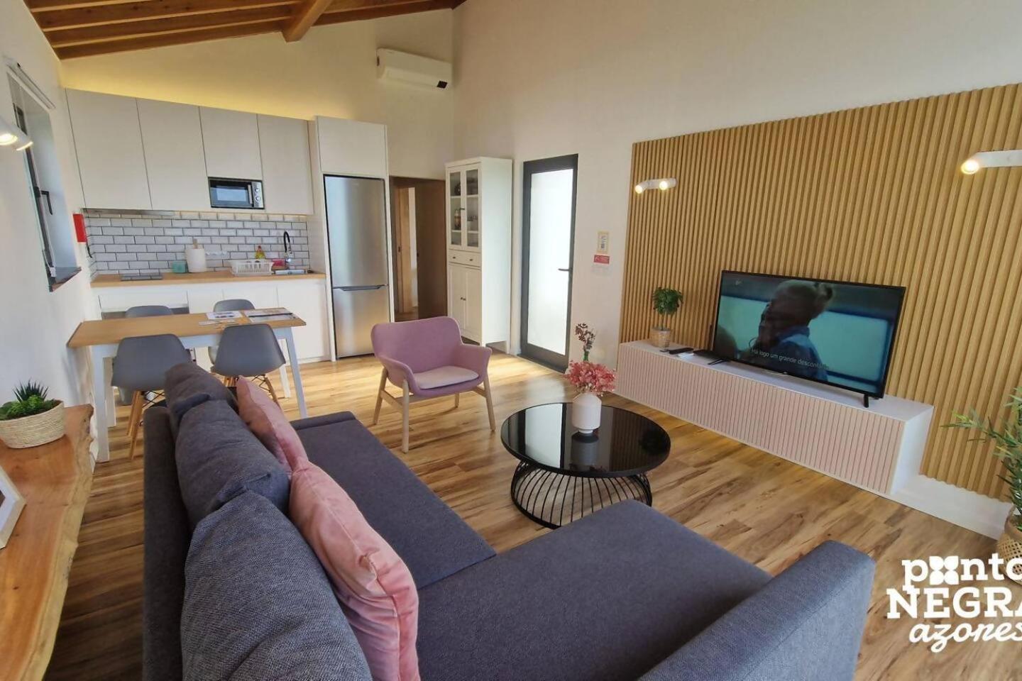 Photography House By Pontanegraazores Ferienhaus *
